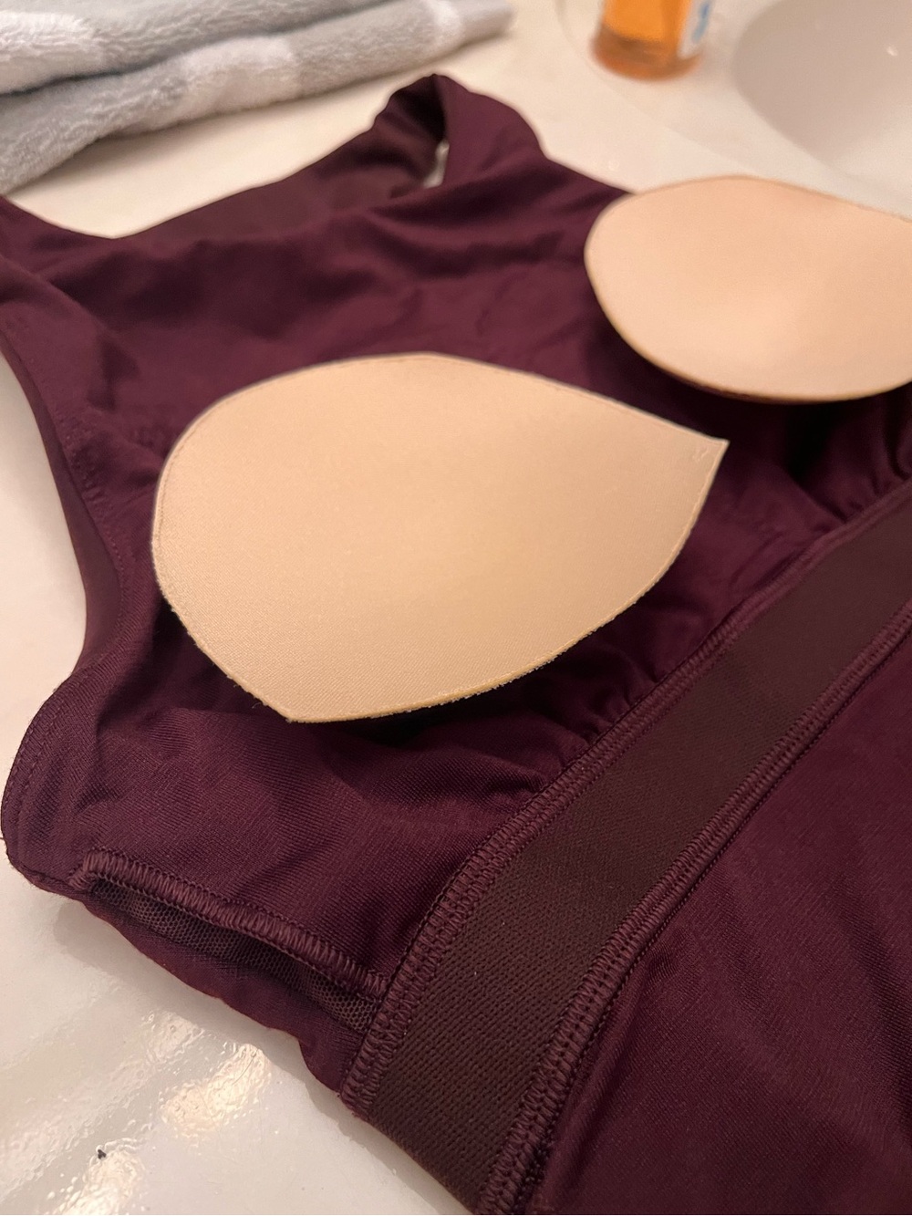 Lululemon Swift Speed Cropped Tank (B/C) in Goodnight Plum - Picture 7 of 8